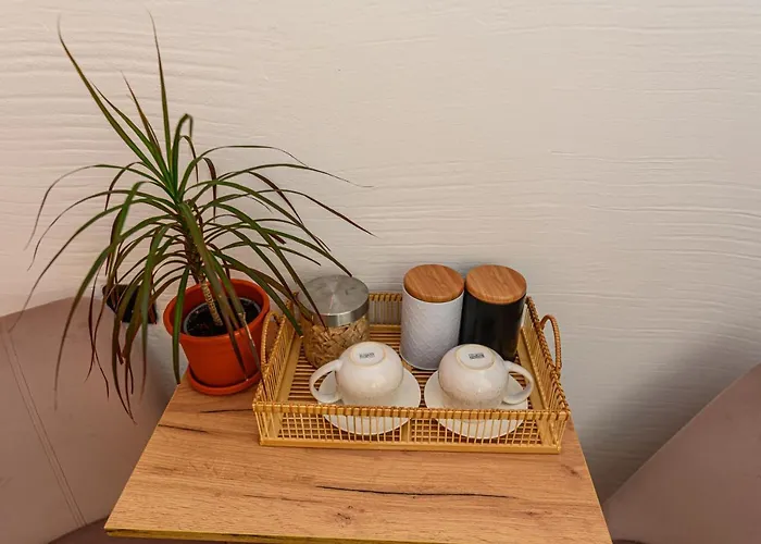 Backpacker's Apartment *